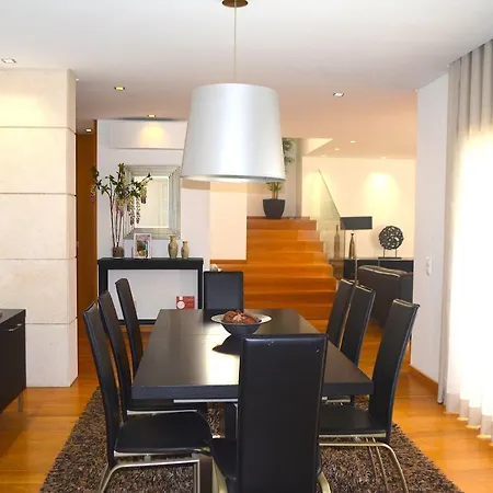 Casa Das Oliveiras - Moradia De Luxo T4 Na Praia De 파로